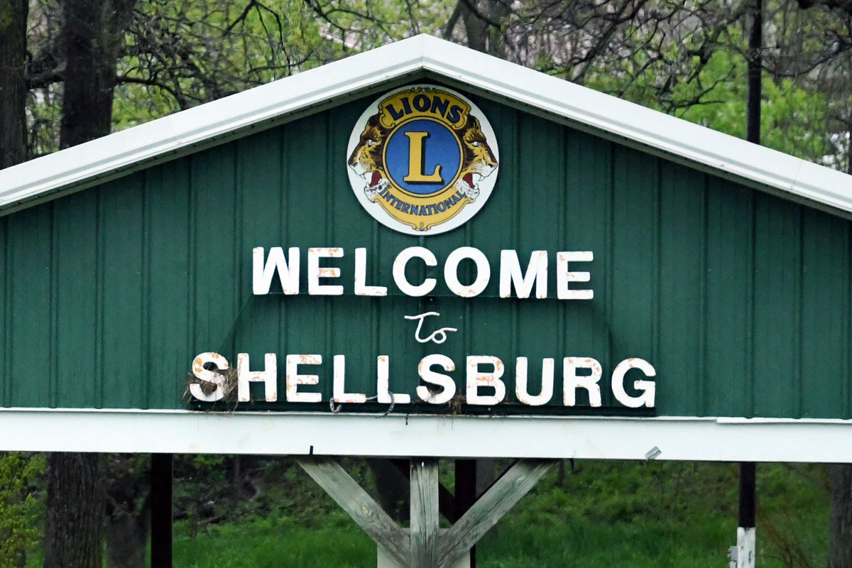 034 Shellsburg is the home of Inge Schminke, a WWII refugee.JPG